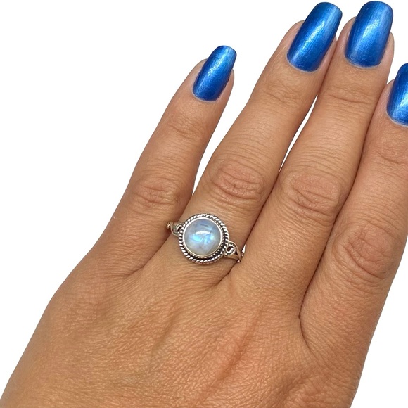 Rainbow Moonstone Ring Size 8 Solid Sterling Silver 925 Dainty Boho Stone - Picture 3 of 12